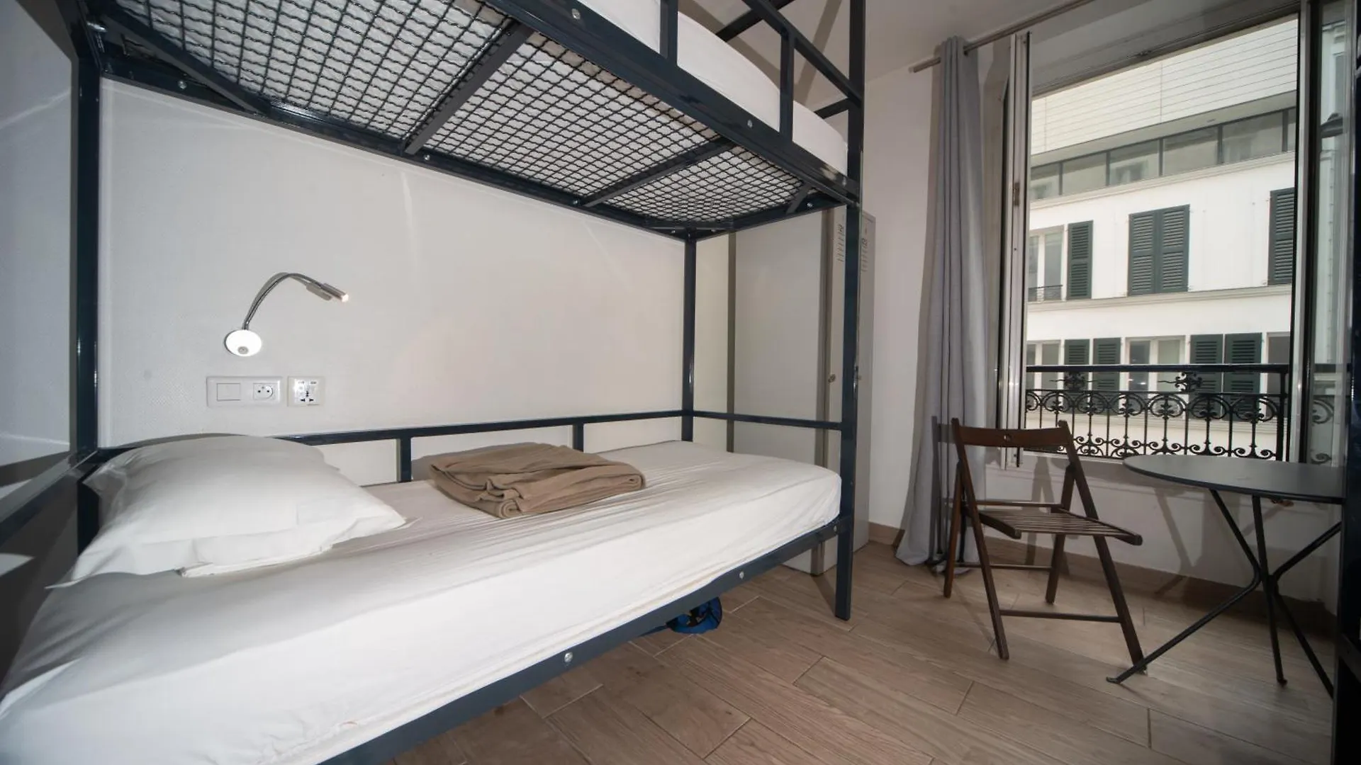 Enjoy Hostel Paris